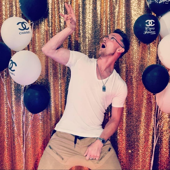 Meet your Posher, Tom - Picture 6 of 7